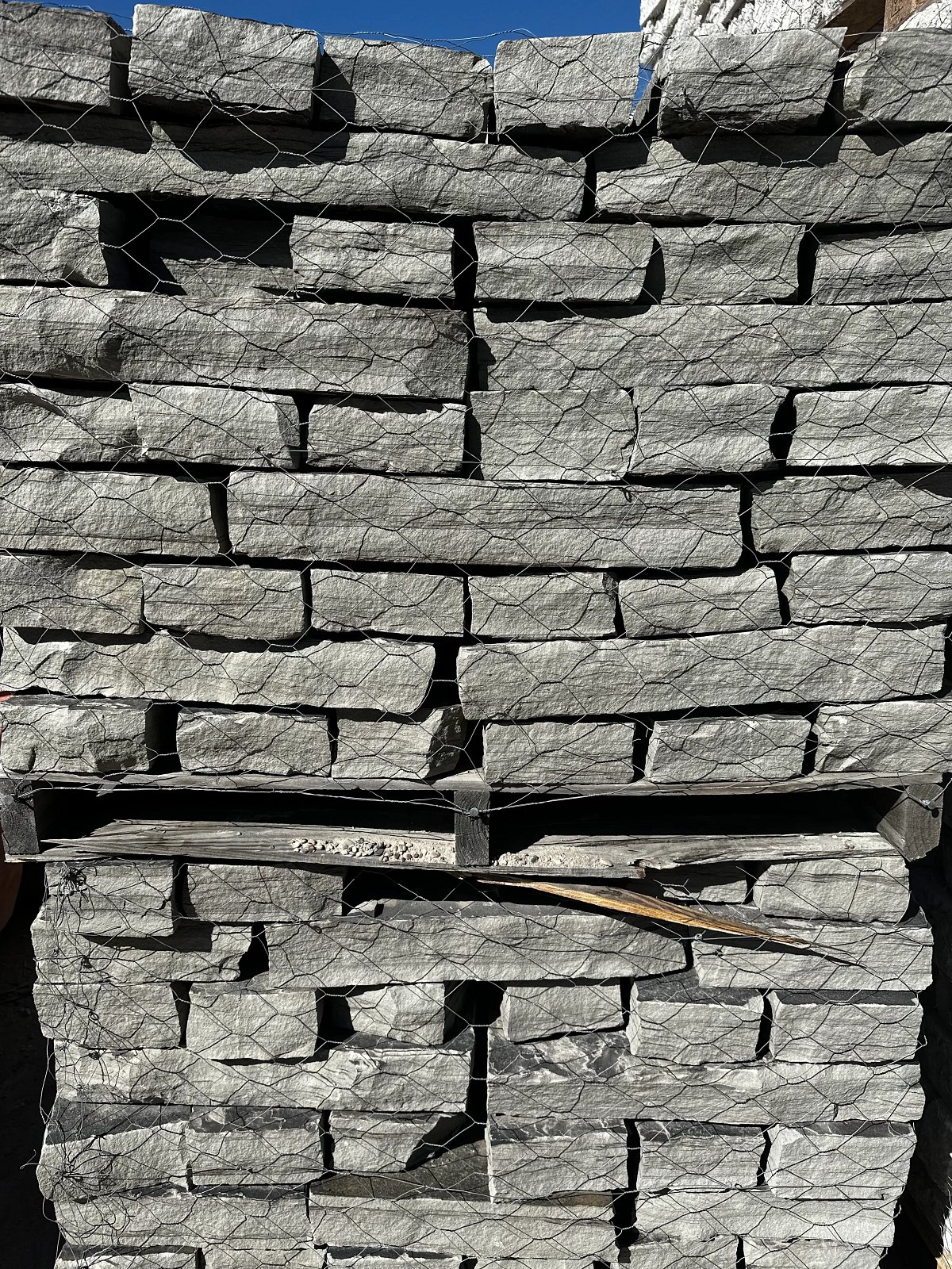 Silvermist Grottos 3"-6" Thick