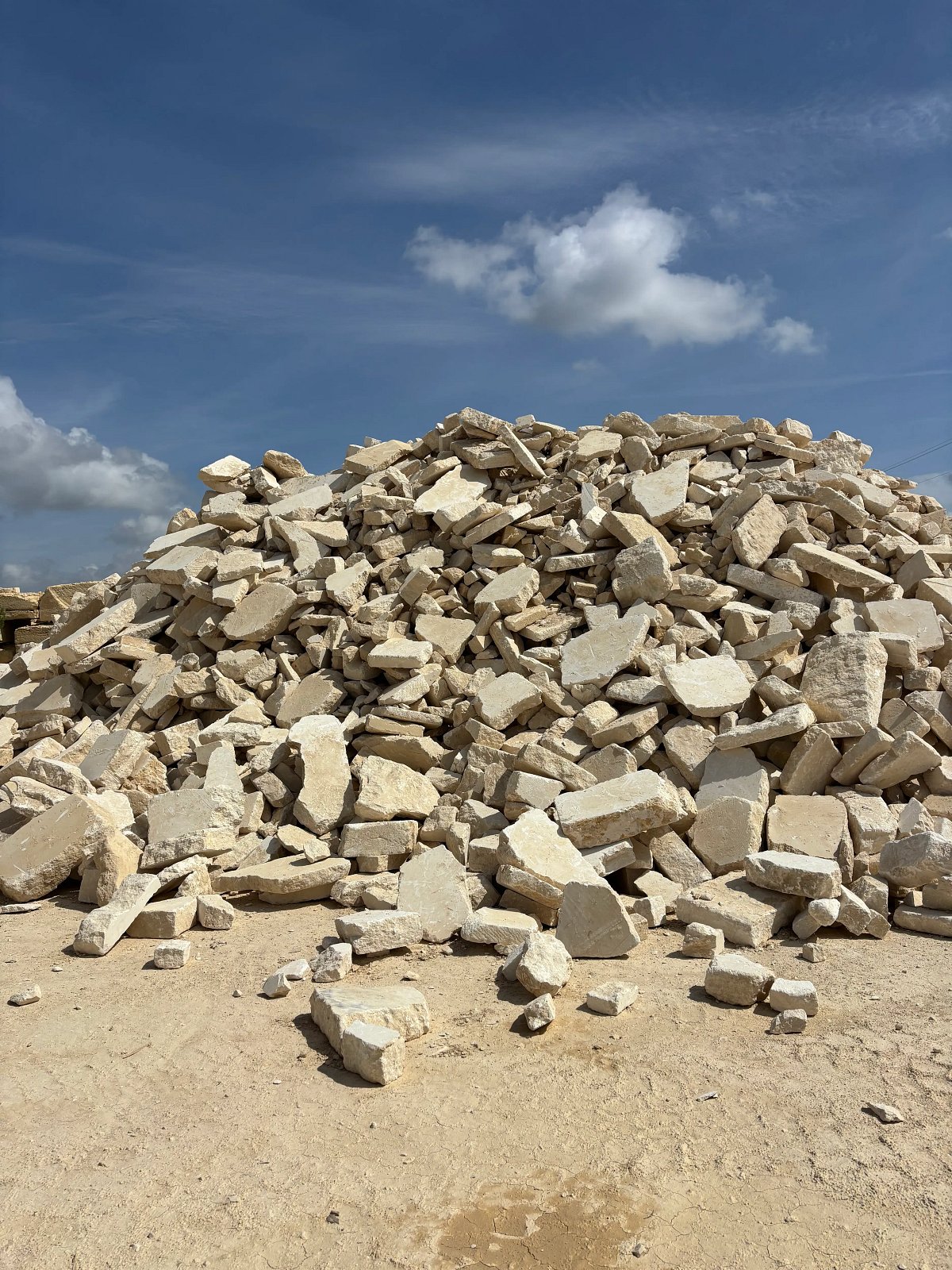 White Limenstones Grade 2